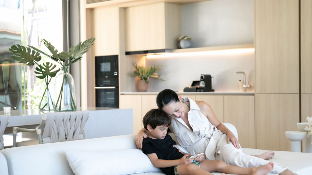 Veyla Natai Sea Villa - Family time